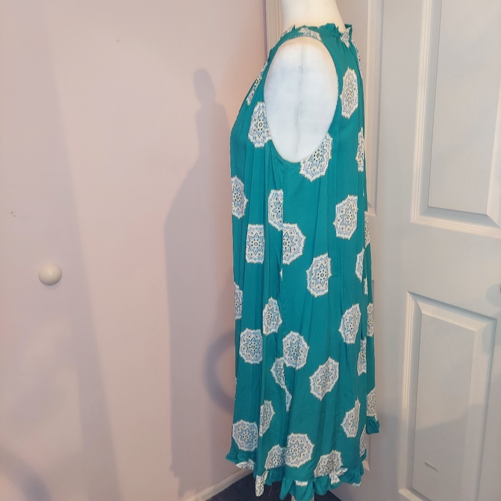 Loft Pattern Dress - Picture 3 of 6